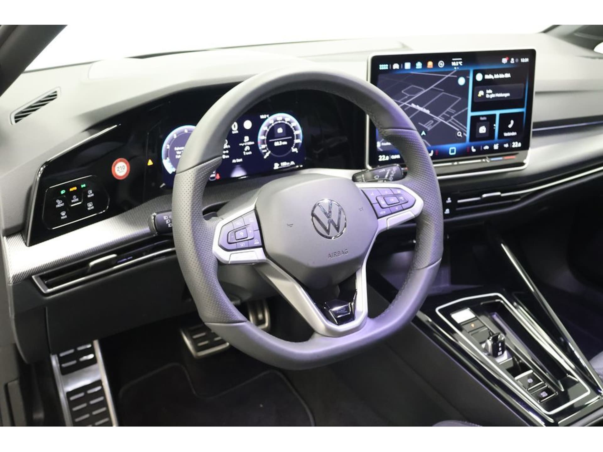 Volkswagen Golf Variant R-Line