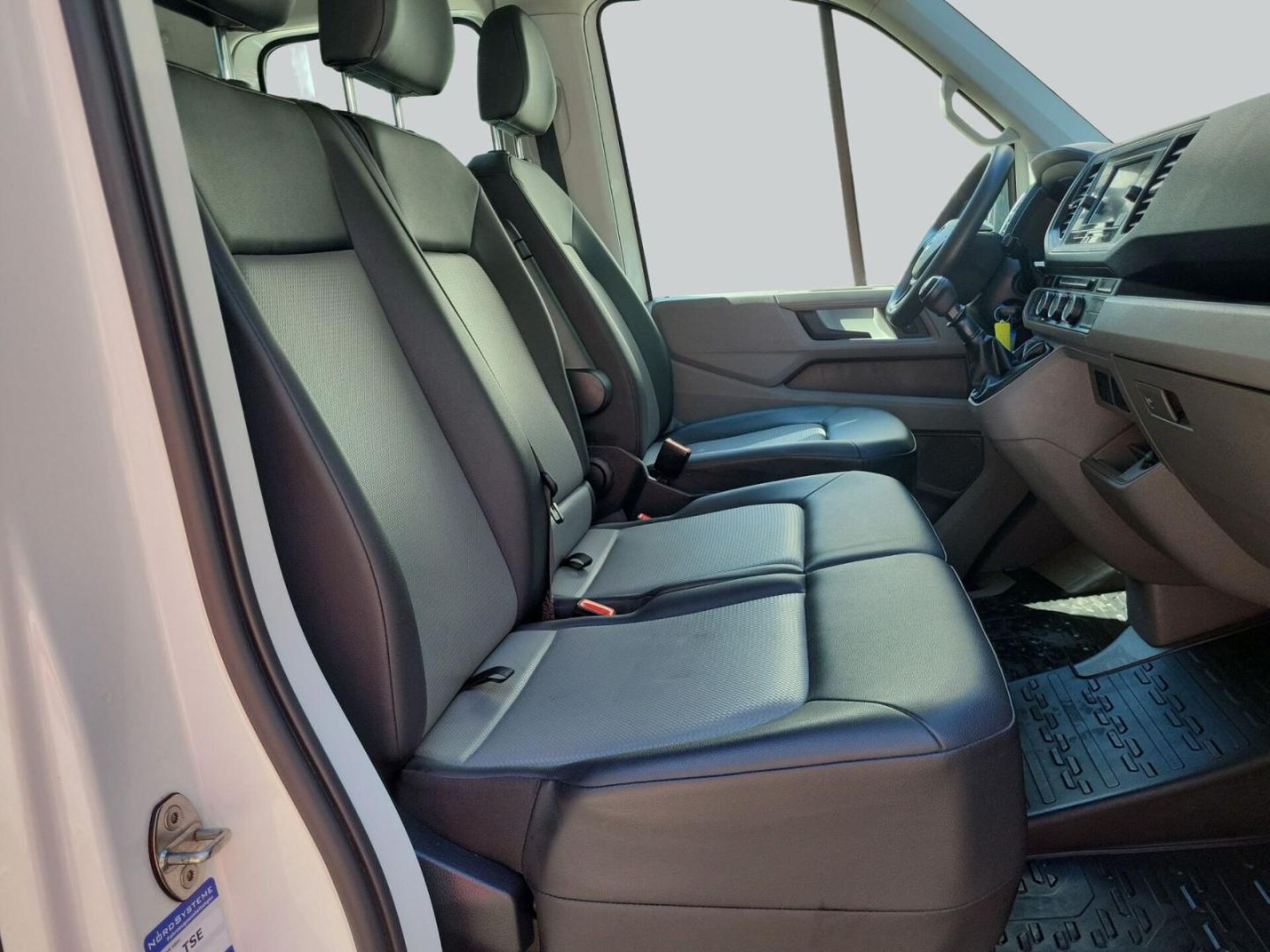 Volkswagen Crafter Doppelkabine mittlerer Radstand