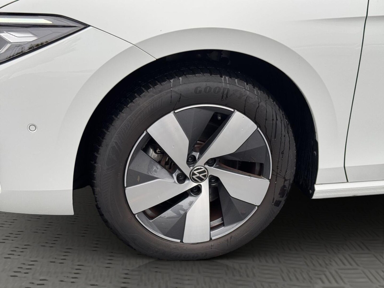 Volkswagen Passat – Bild 8