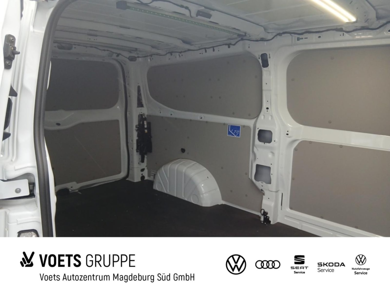 Volkswagen Transporter Kasten langer Radstand – Bild 14