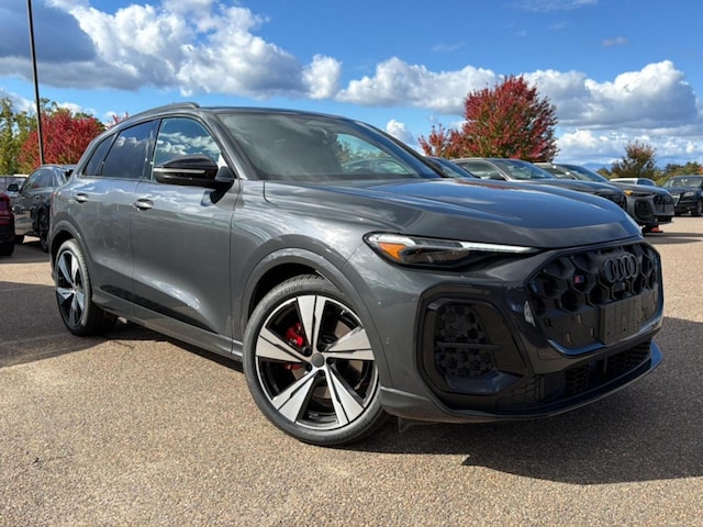2026 Audi SQ5 Premium Plus