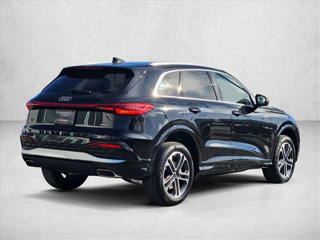 2025 Audi Q5 Premium - Photo 5