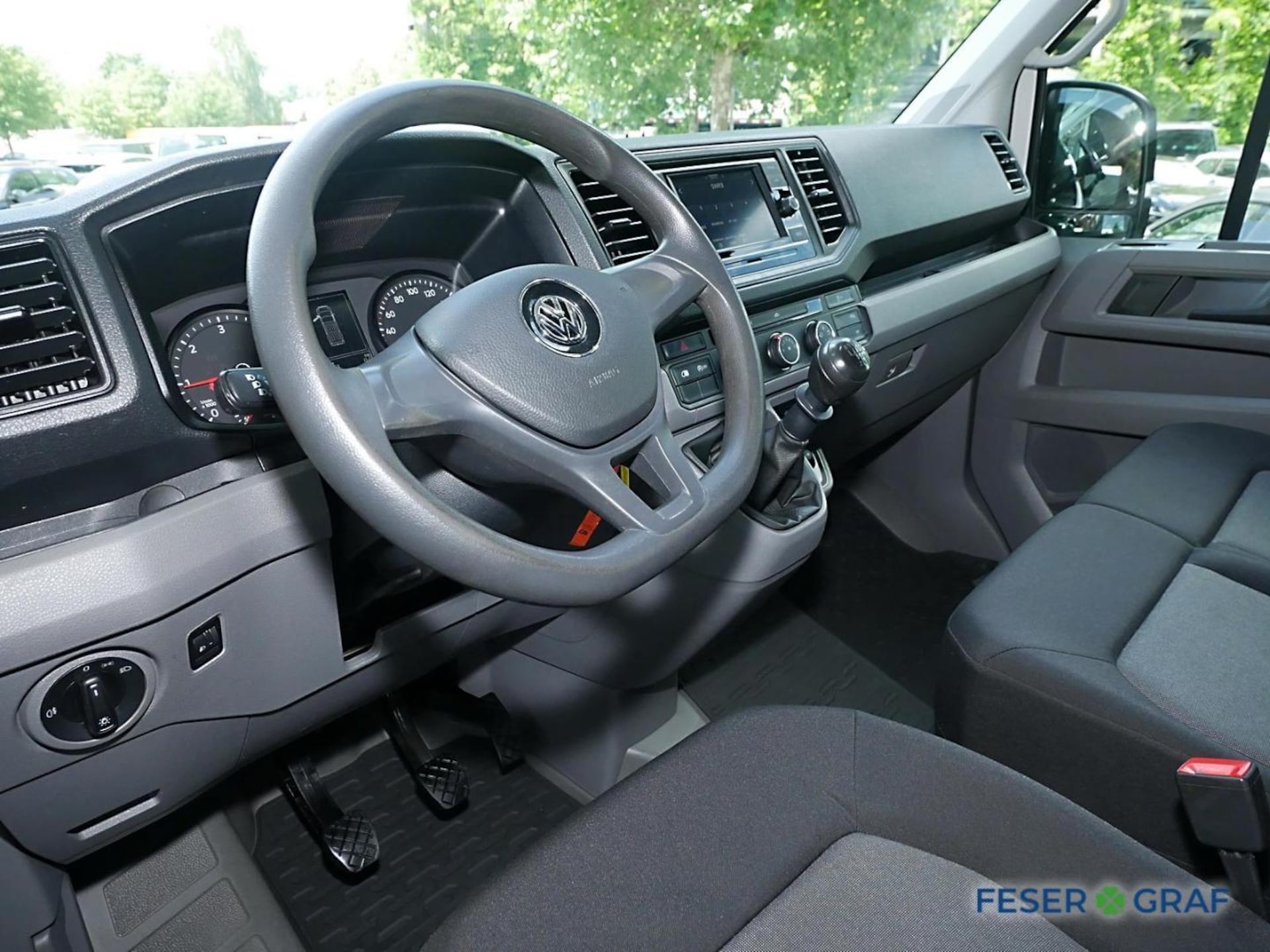 Volkswagen Crafter Kasten langer Radstand