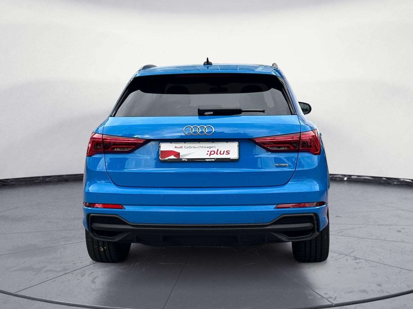 Bild über Audi Q3 S line 45 TFSI quattro S tronic - für weitere Informationen kontaktieren Sie den Audi Partner
