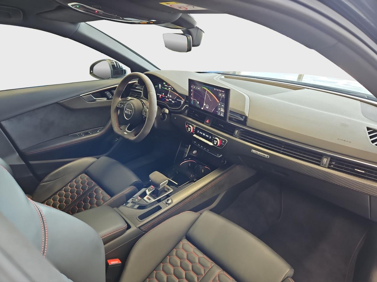 Image about Audi RS 4 Avant TFSI quattro tiptronic
