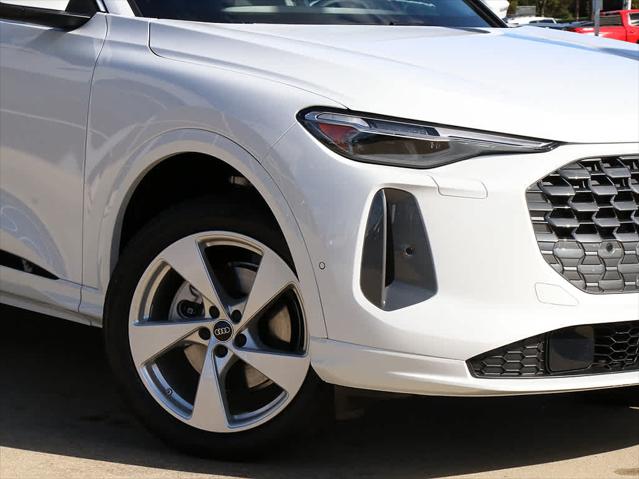 2025 AUDI Q5 - Image 4