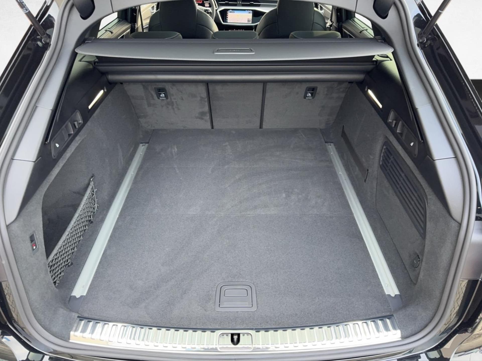 Audi S6 Avant