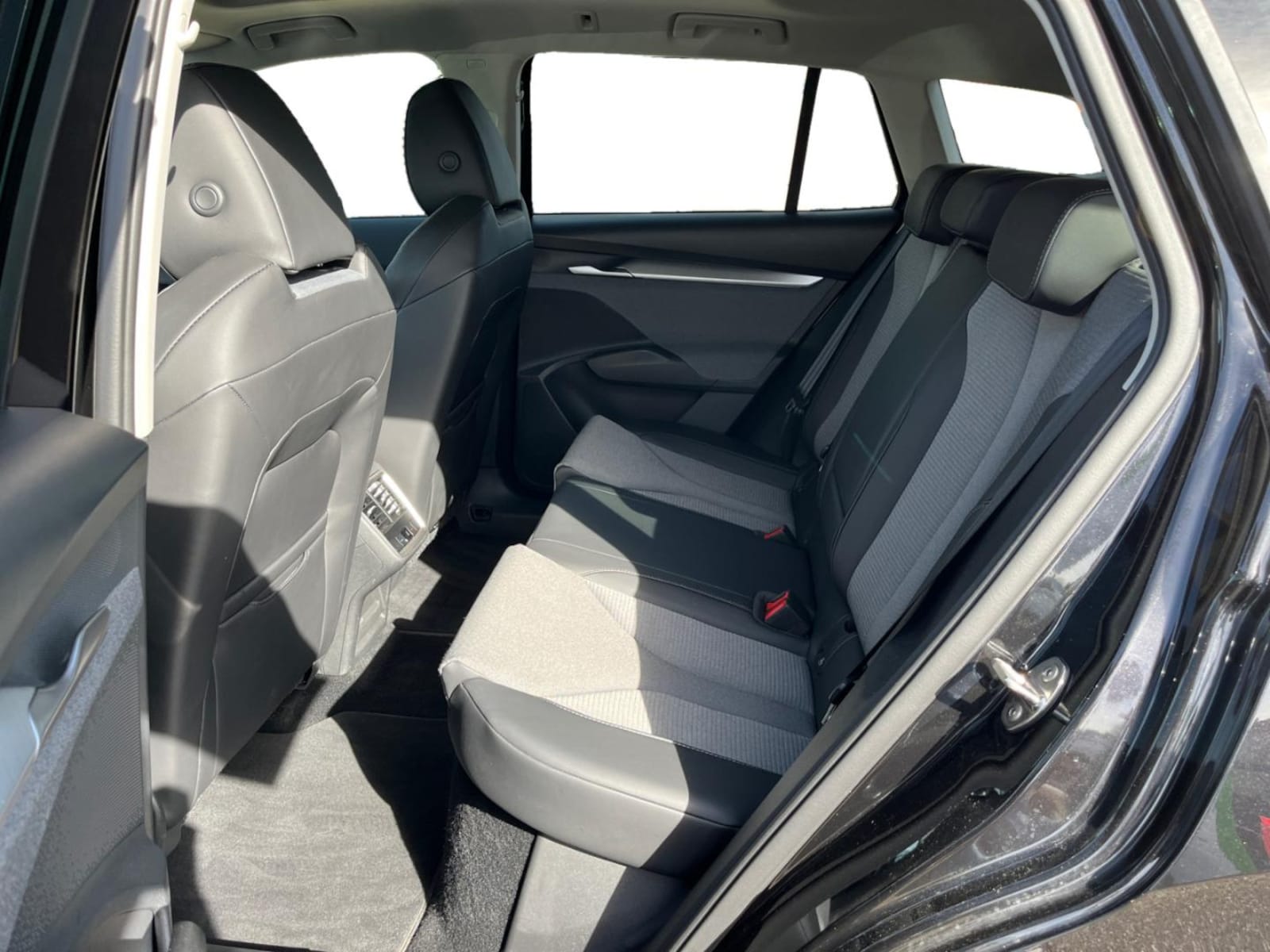 Škoda Enyaq – Bild 10