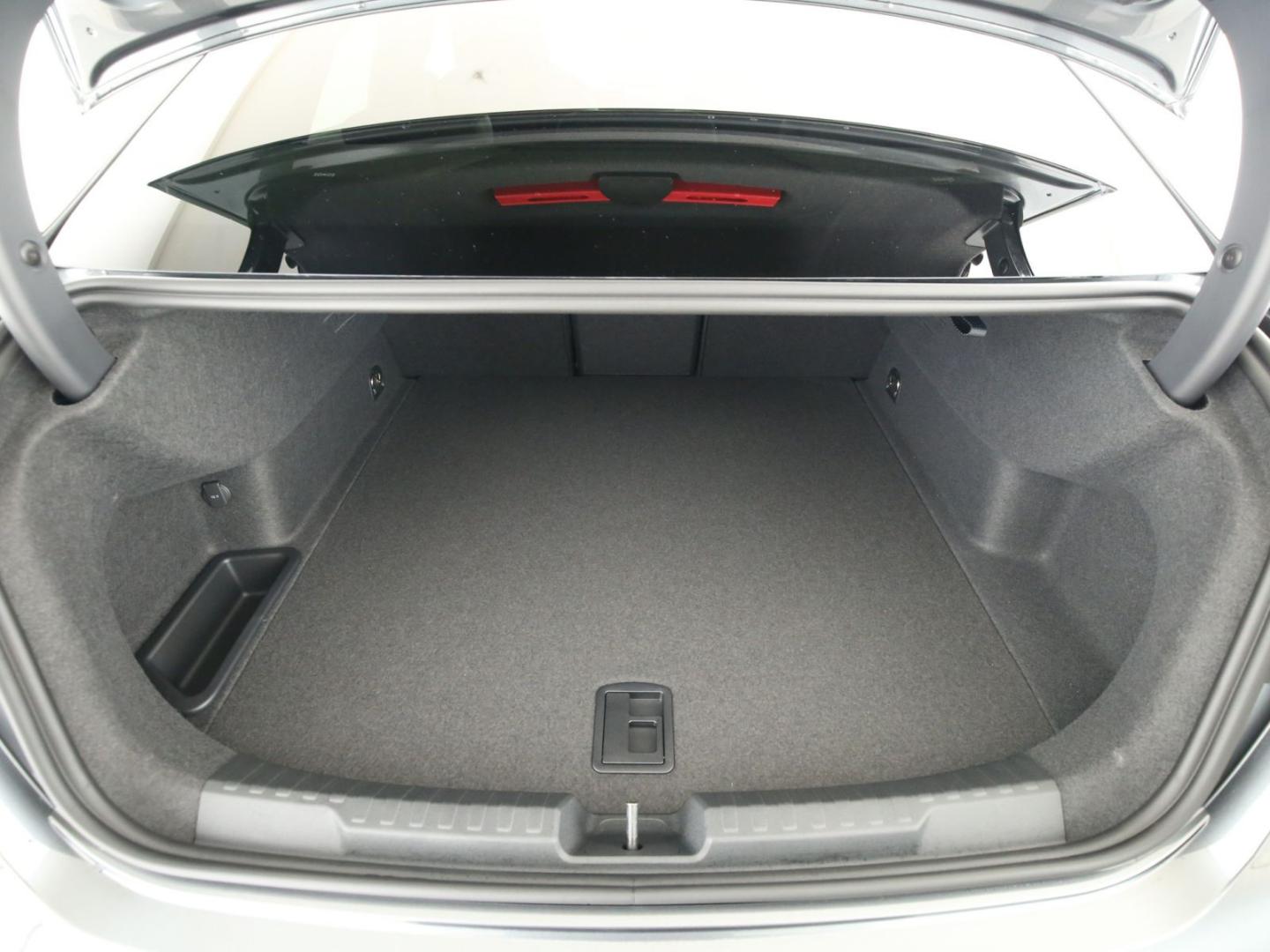 Image about Audi RS 3 Limousine TFSI quattro S tronic
