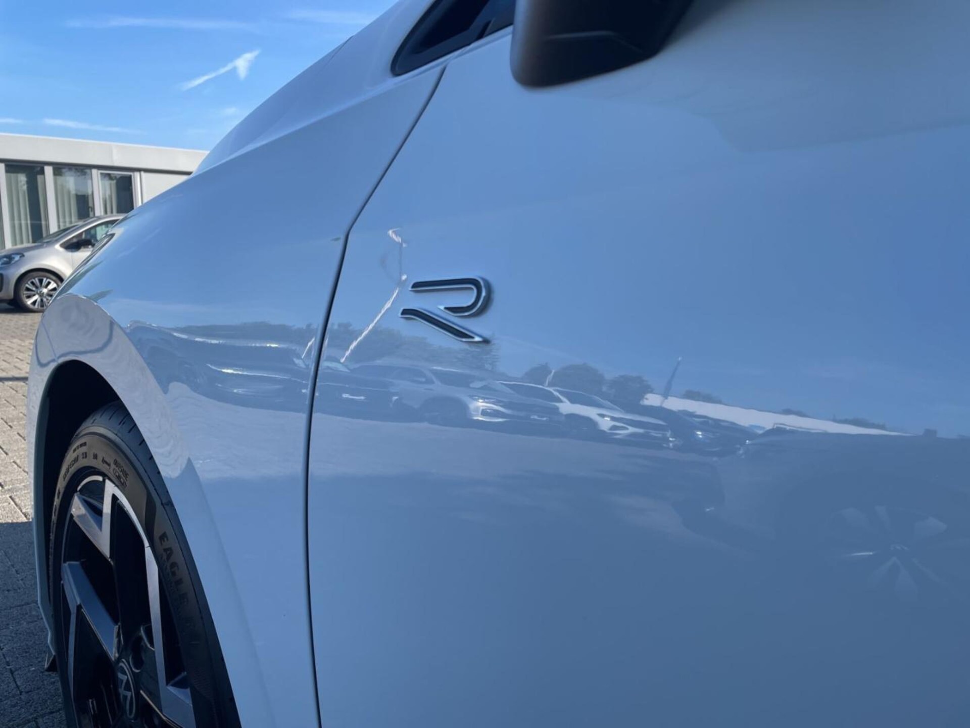 Volkswagen Golf R-Line