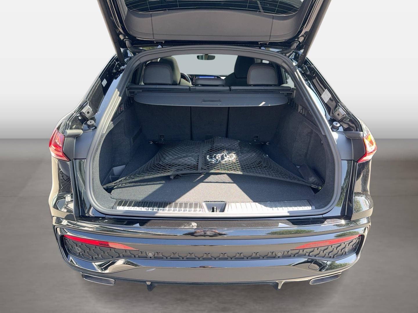 Bild über Audi Q5 Sportback e-hybrid e-hybrid quattro 270 kW S tronic - für weitere Informationen kontaktieren Sie den Audi Partner