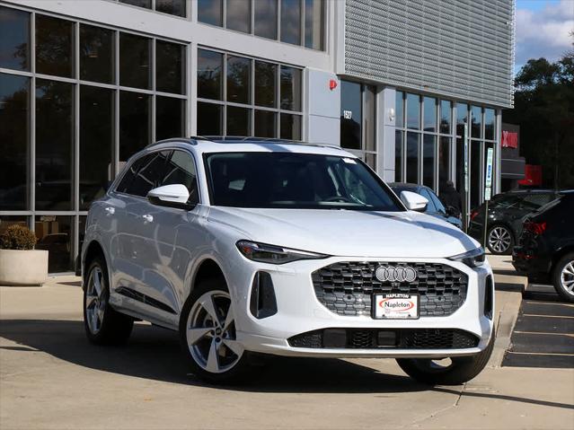 2025 AUDI Q5 - Image 2