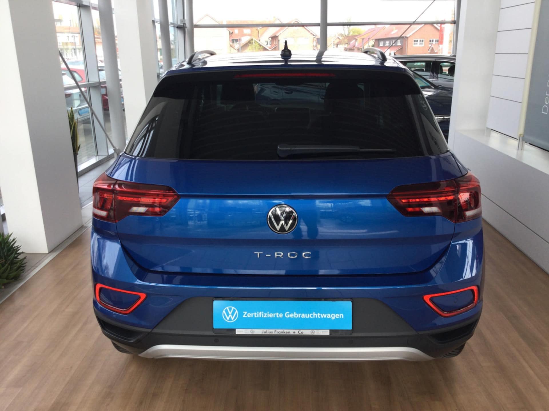 Volkswagen T-Roc Life
