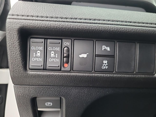2025 Honda Odyssey Touring - Photo 38