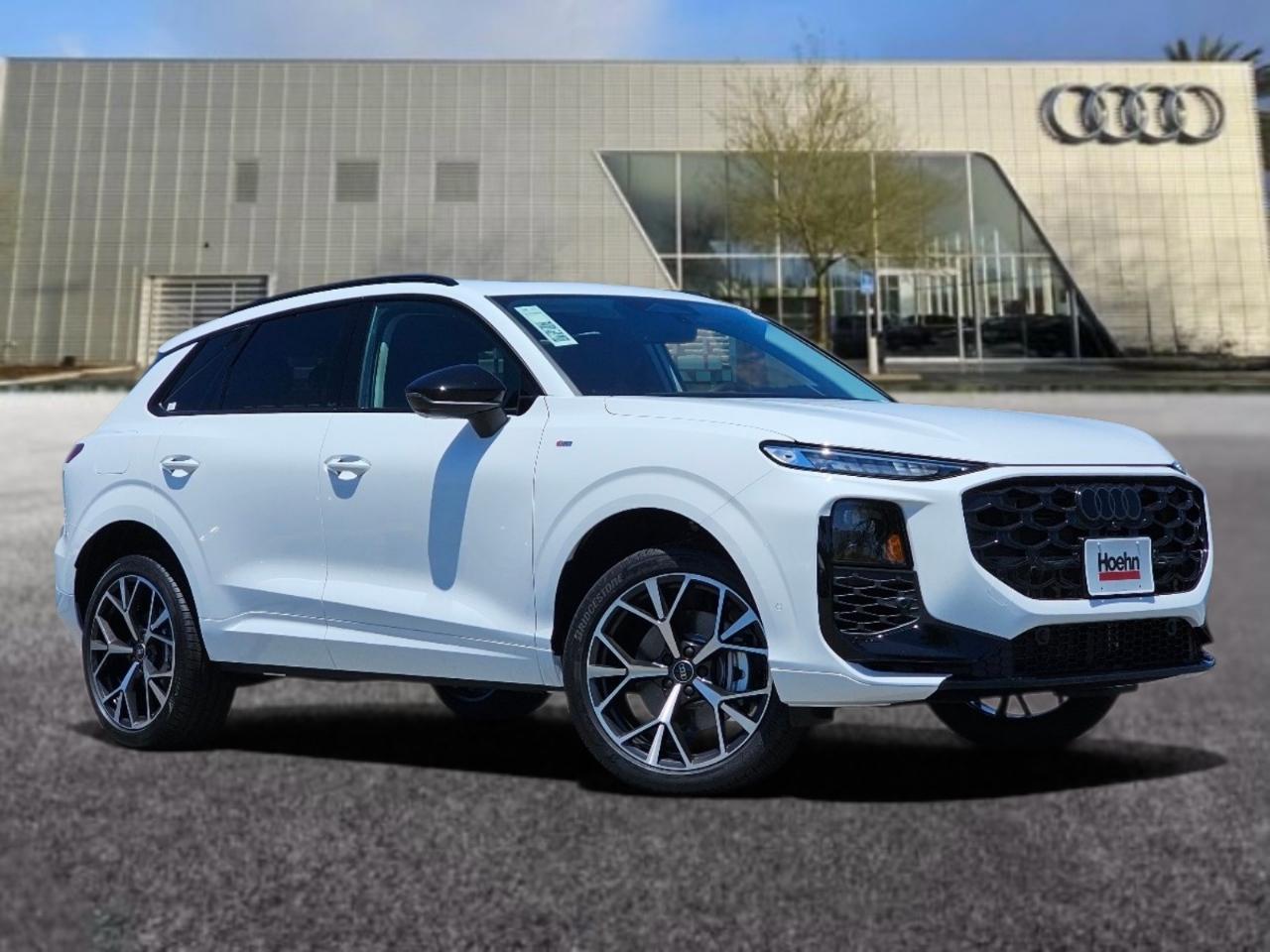 2026 Audi Q3 S line quattro's photo