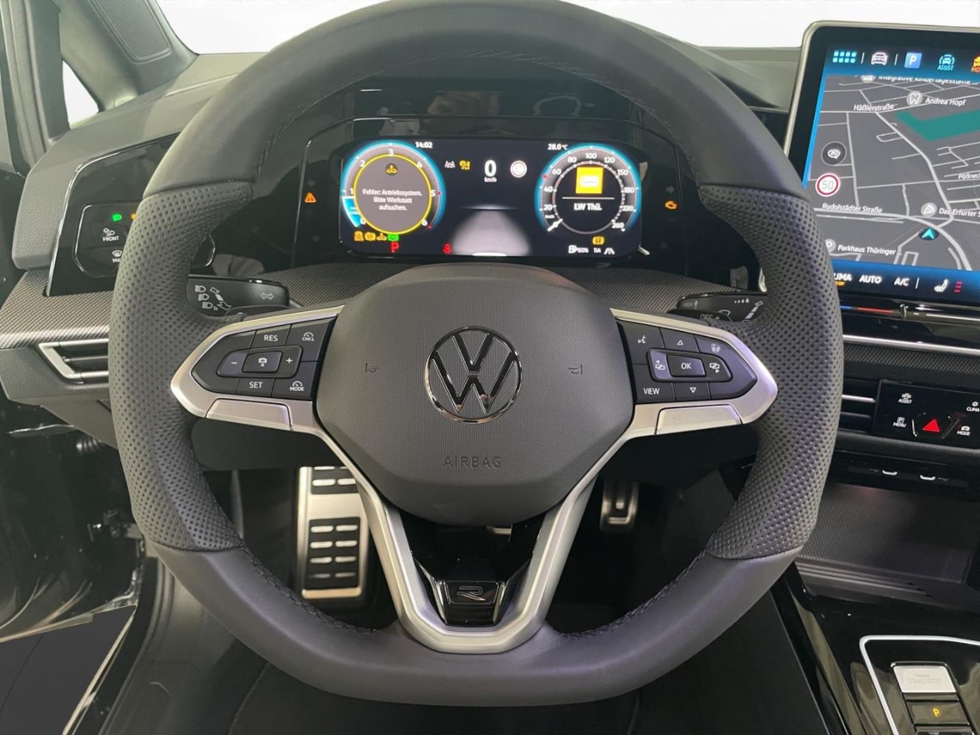 Volkswagen Golf R-Line