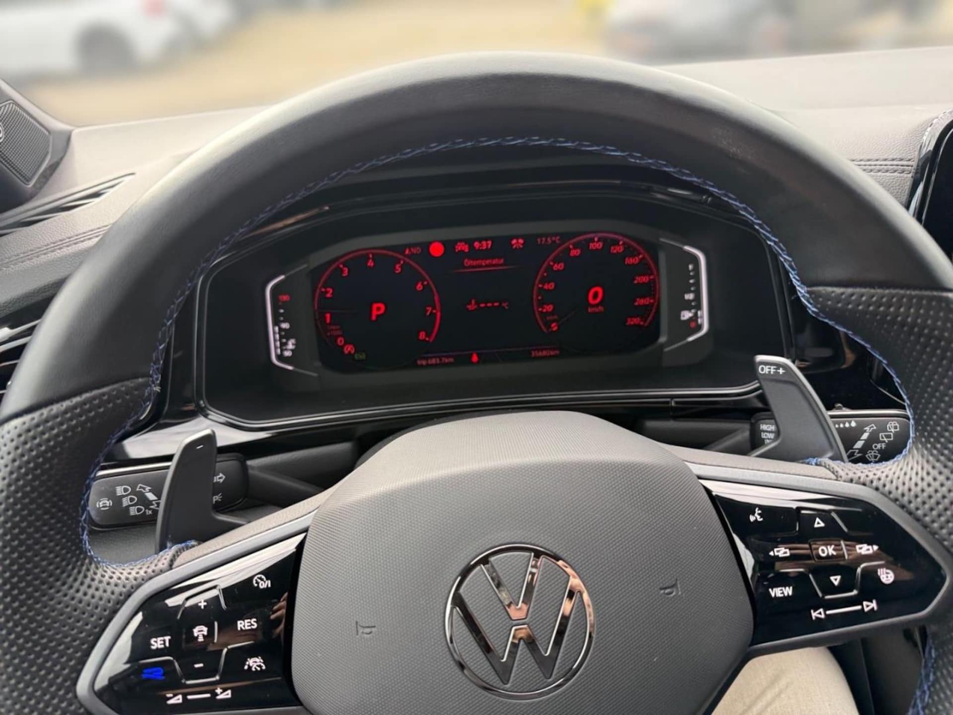 Volkswagen T-Roc R