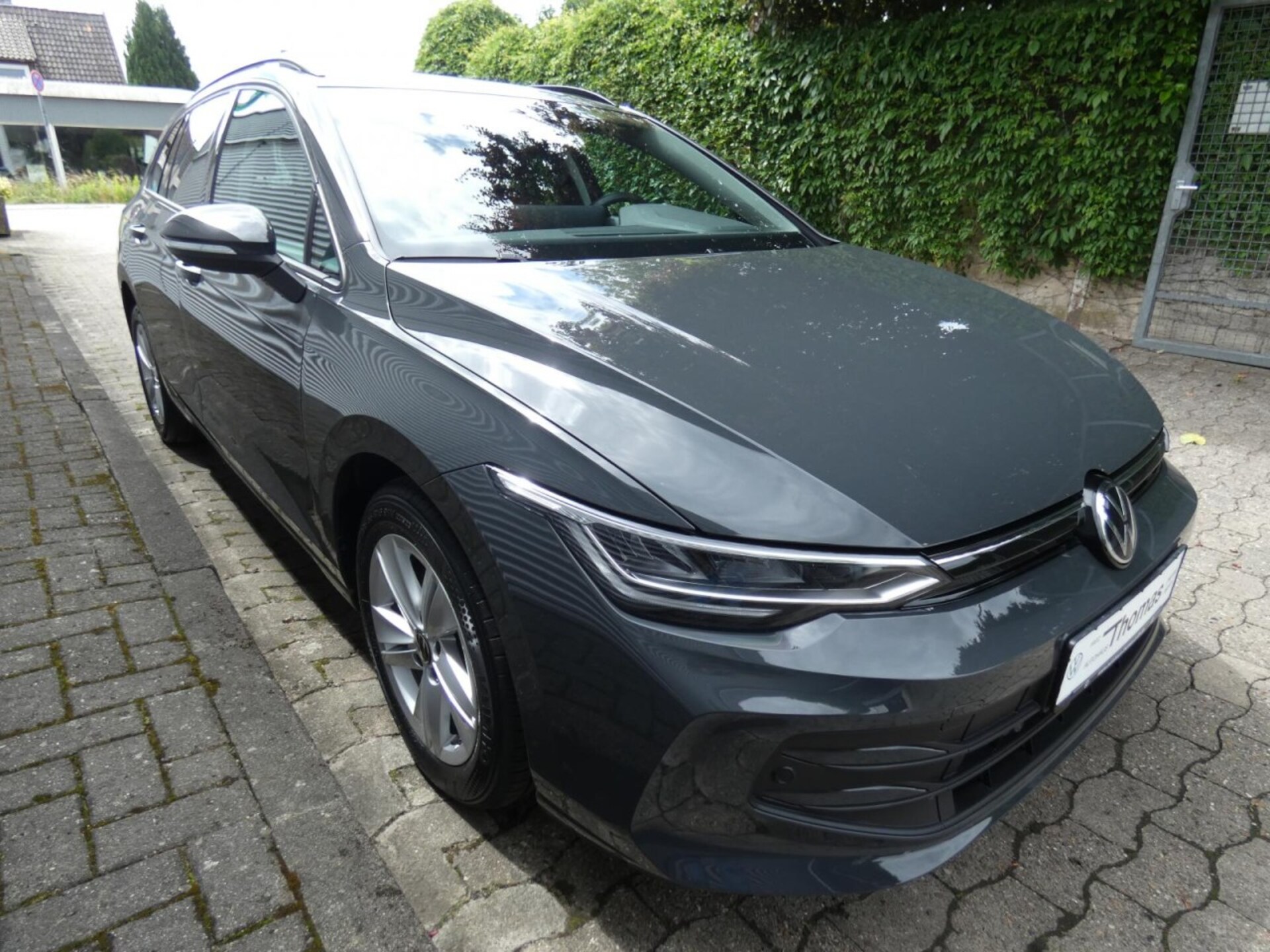 Volkswagen Golf Variant Life