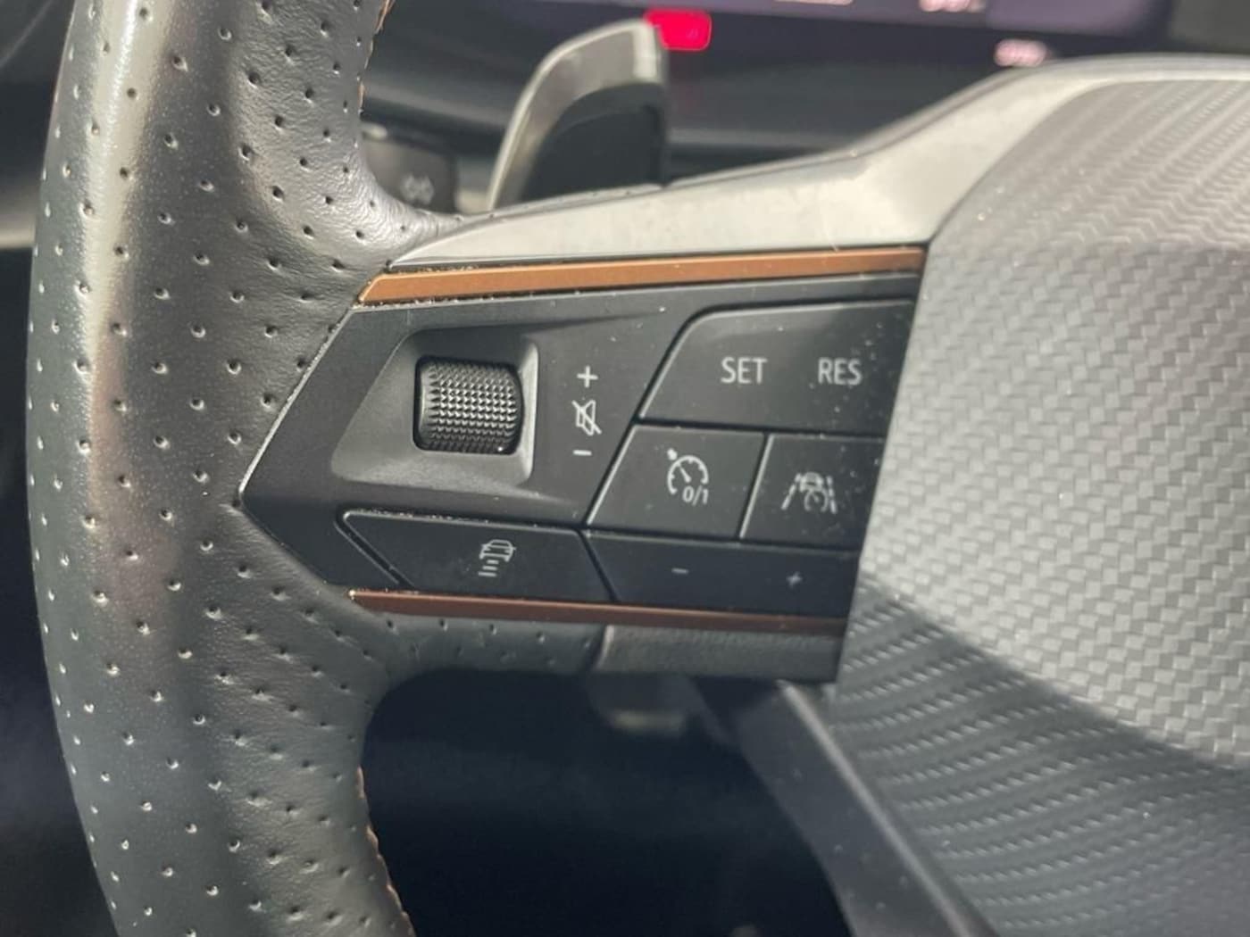 CUPRA Leon León 1.4 e-Hybrid DSG 150 kW (204 CV) — photo 10