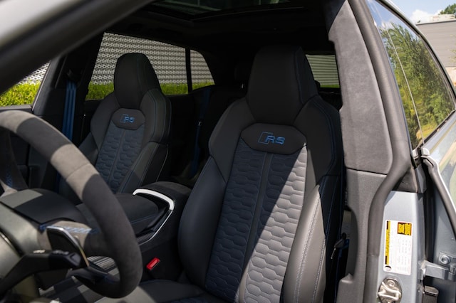 2026 Audi RS Q8 Base - Photo 39