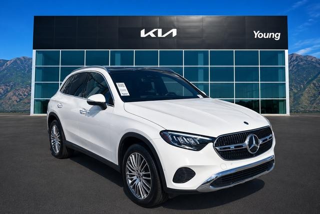 2024 Mercedes-Benz GLC 300