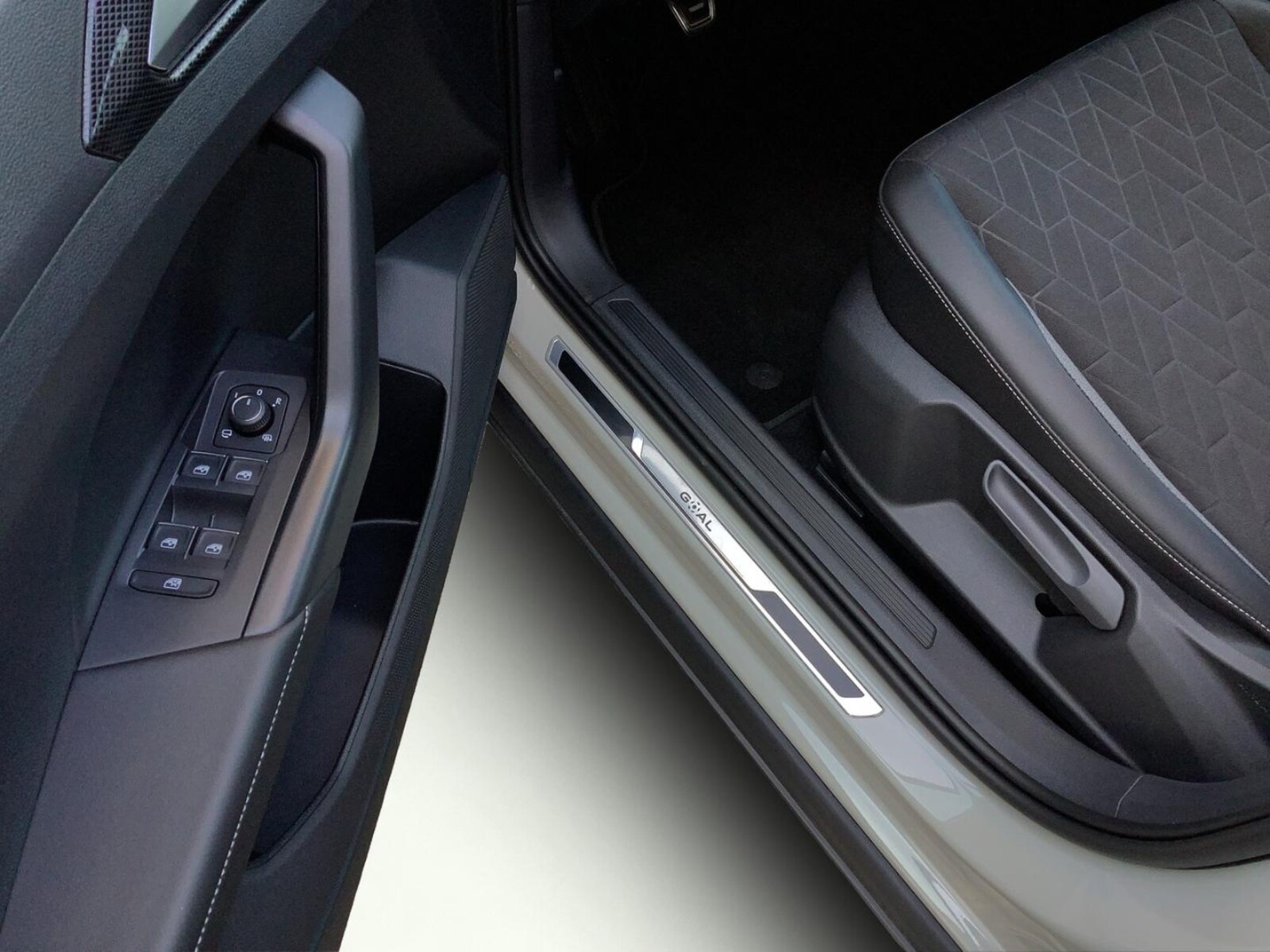 Volkswagen T-Cross – Bild 11