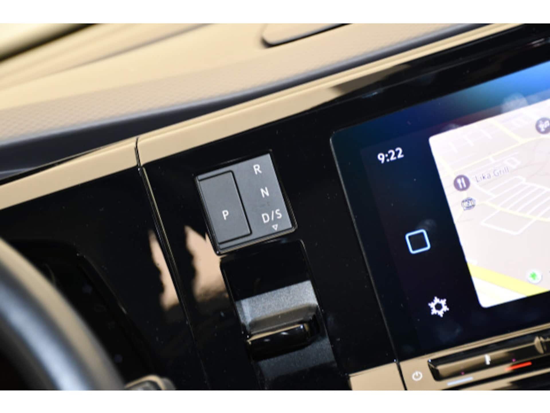 Volkswagen Multivan Basis-Modell