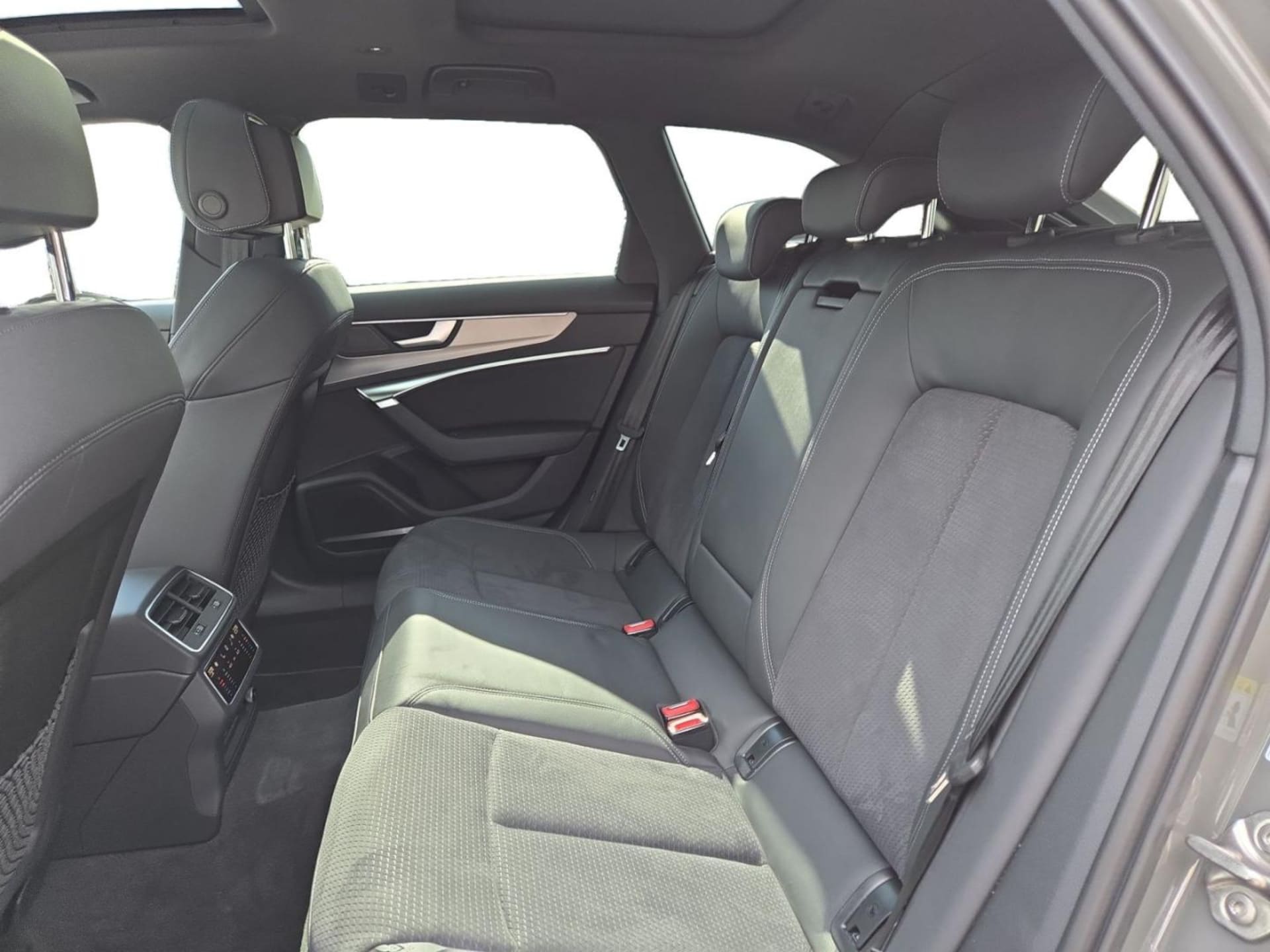 Audi S6 Avant