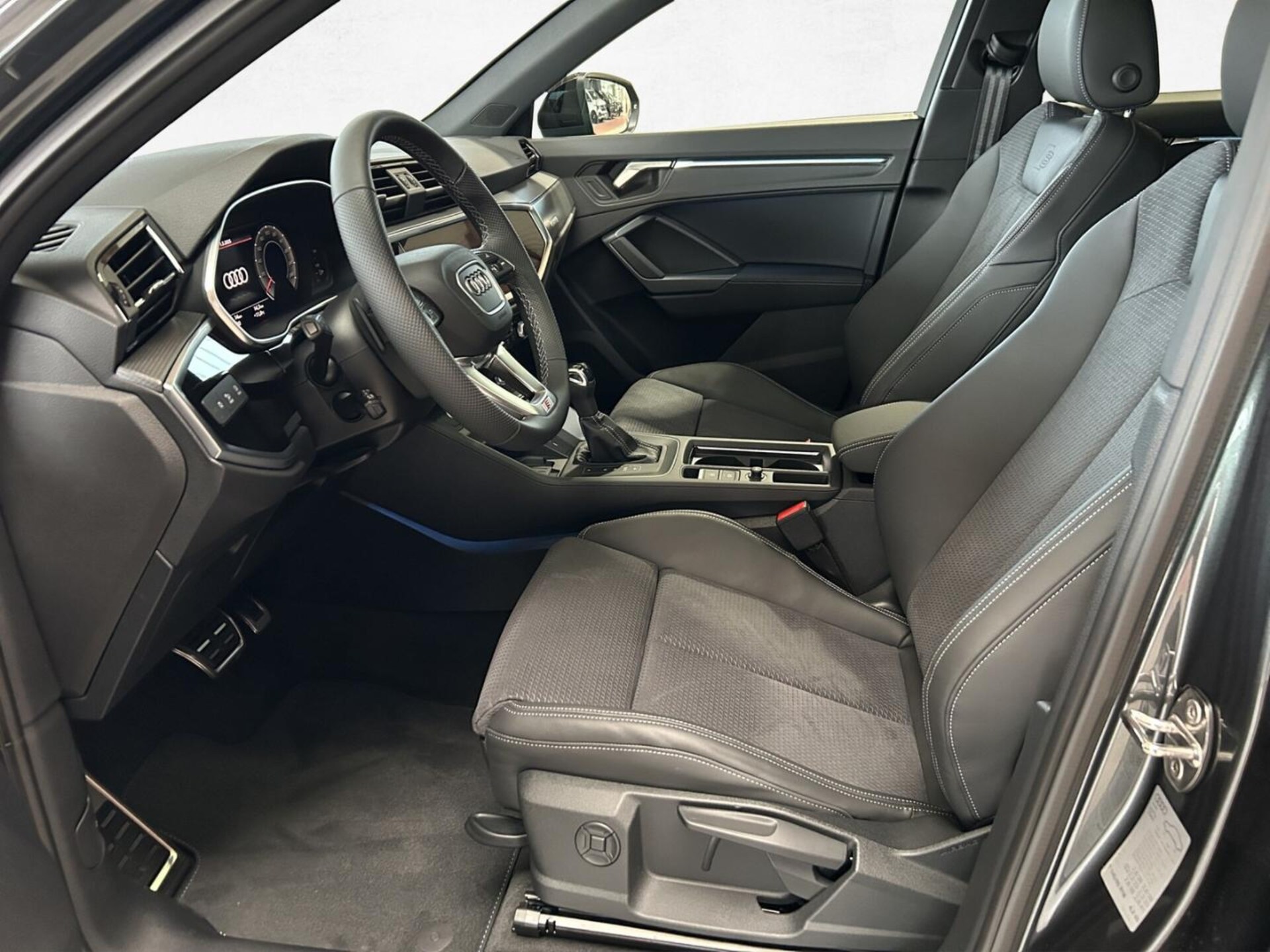 Audi Q3 Sportback S line