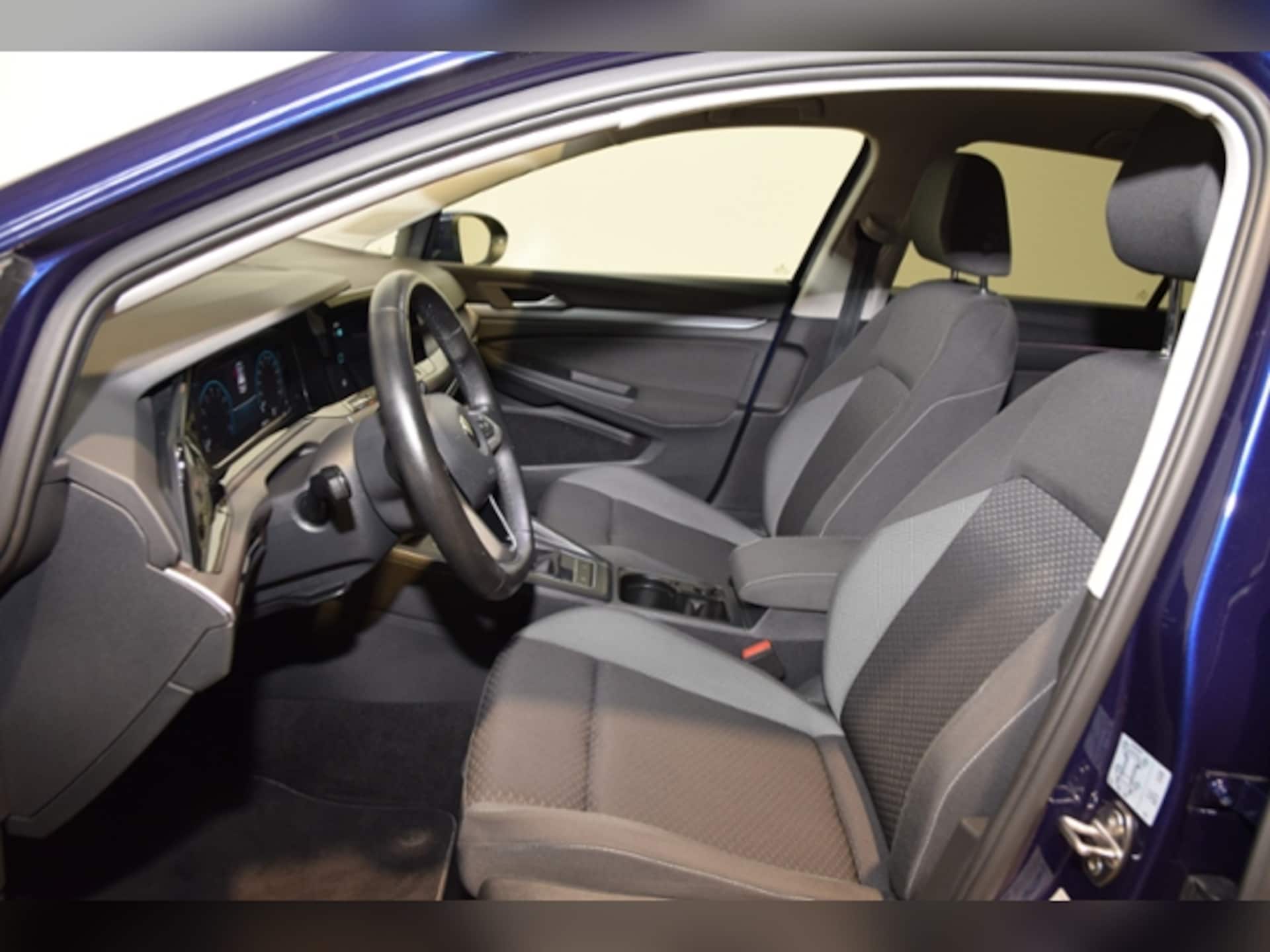 Volkswagen Golf Active