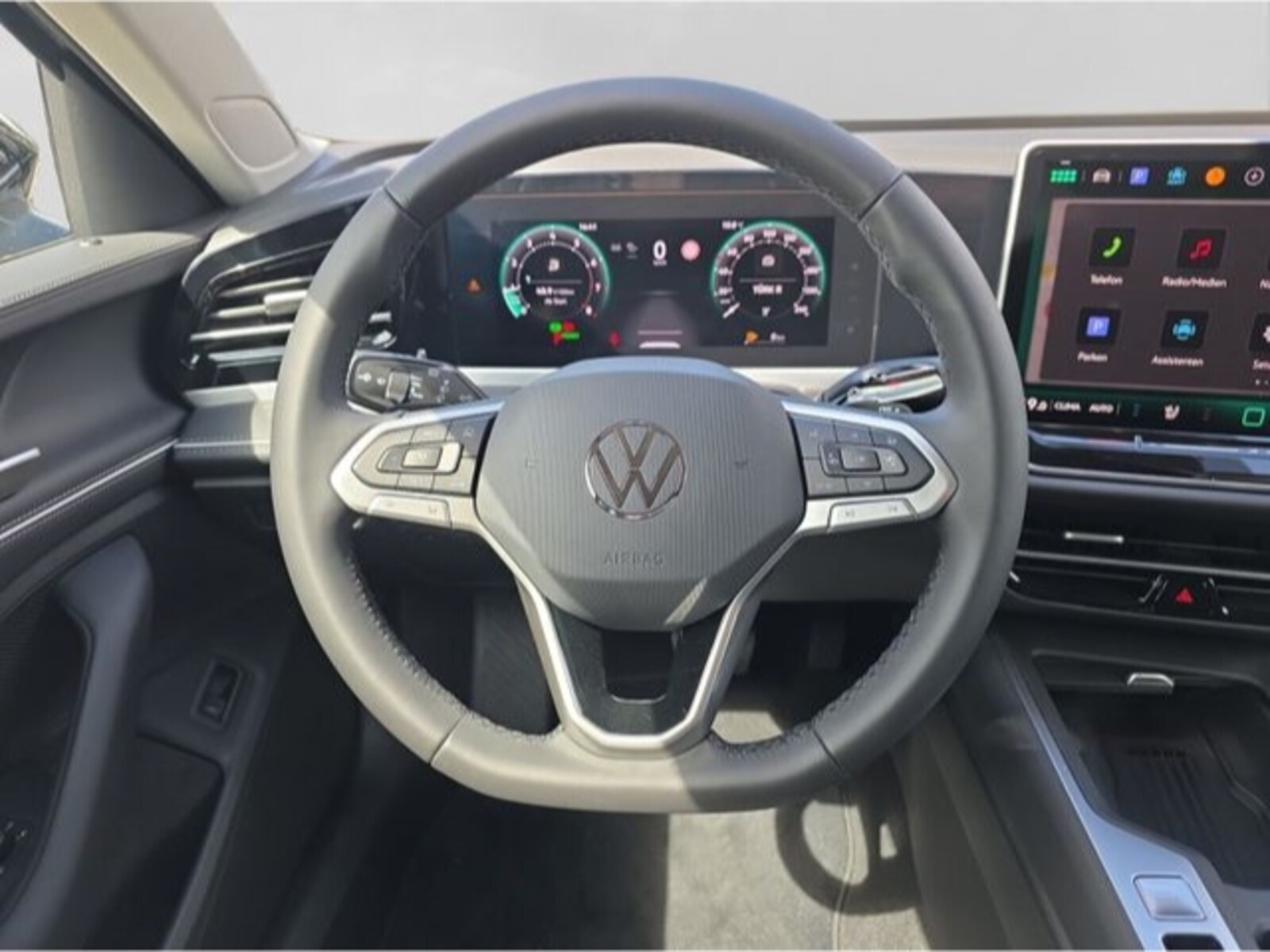 Volkswagen Passat – Bild 9