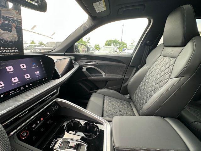 2026 Audi SQ5 Premium Plus - Photo 16