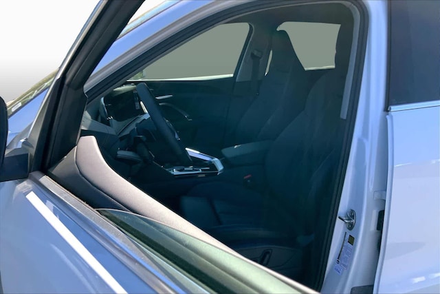 2025 Audi Q5 Premium Plus - Photo 9