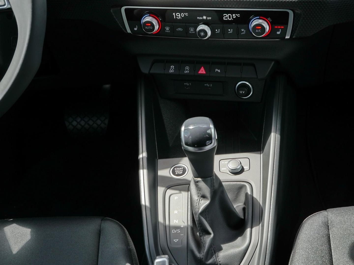 Bild über Audi A1 Sportback advanced 25 TFSI S tronic - für weitere Informationen kontaktieren Sie den Audi Partner