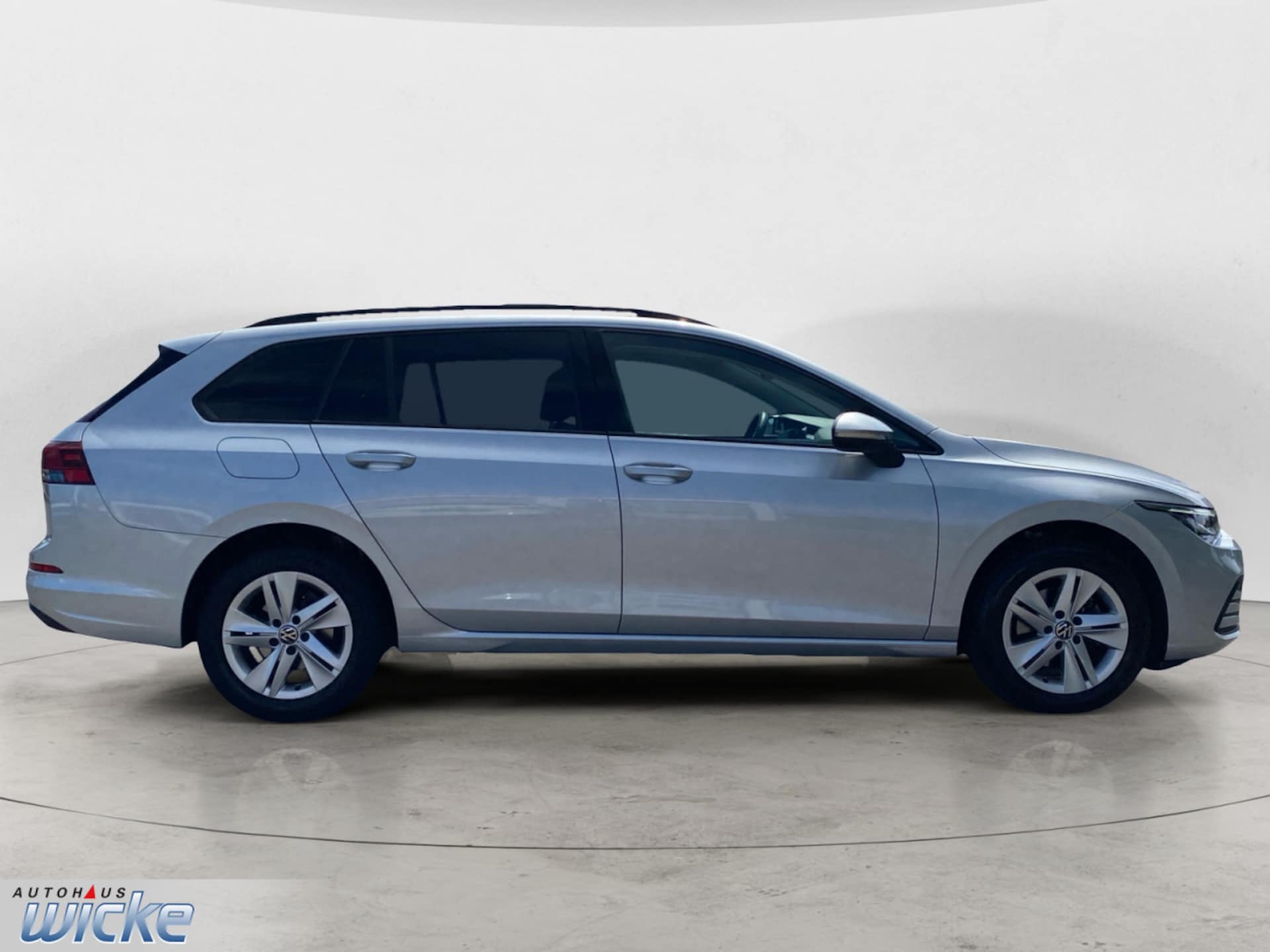 Volkswagen Golf Variant Life