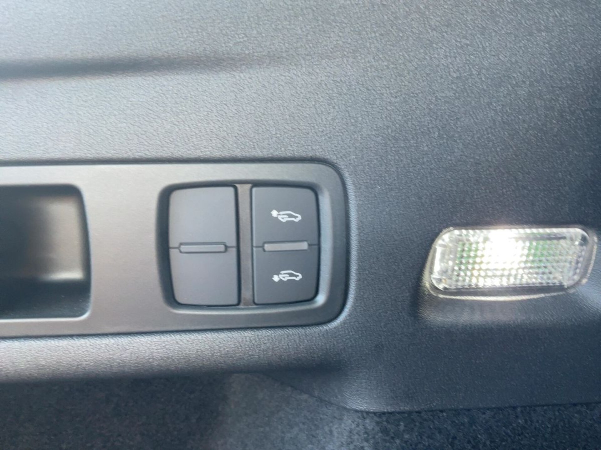 Audi SQ6 SUV e-tron