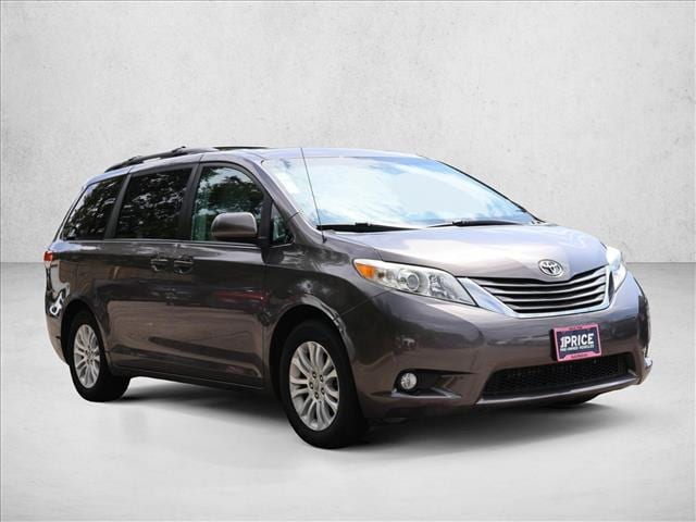 2012 Toyota Sienna