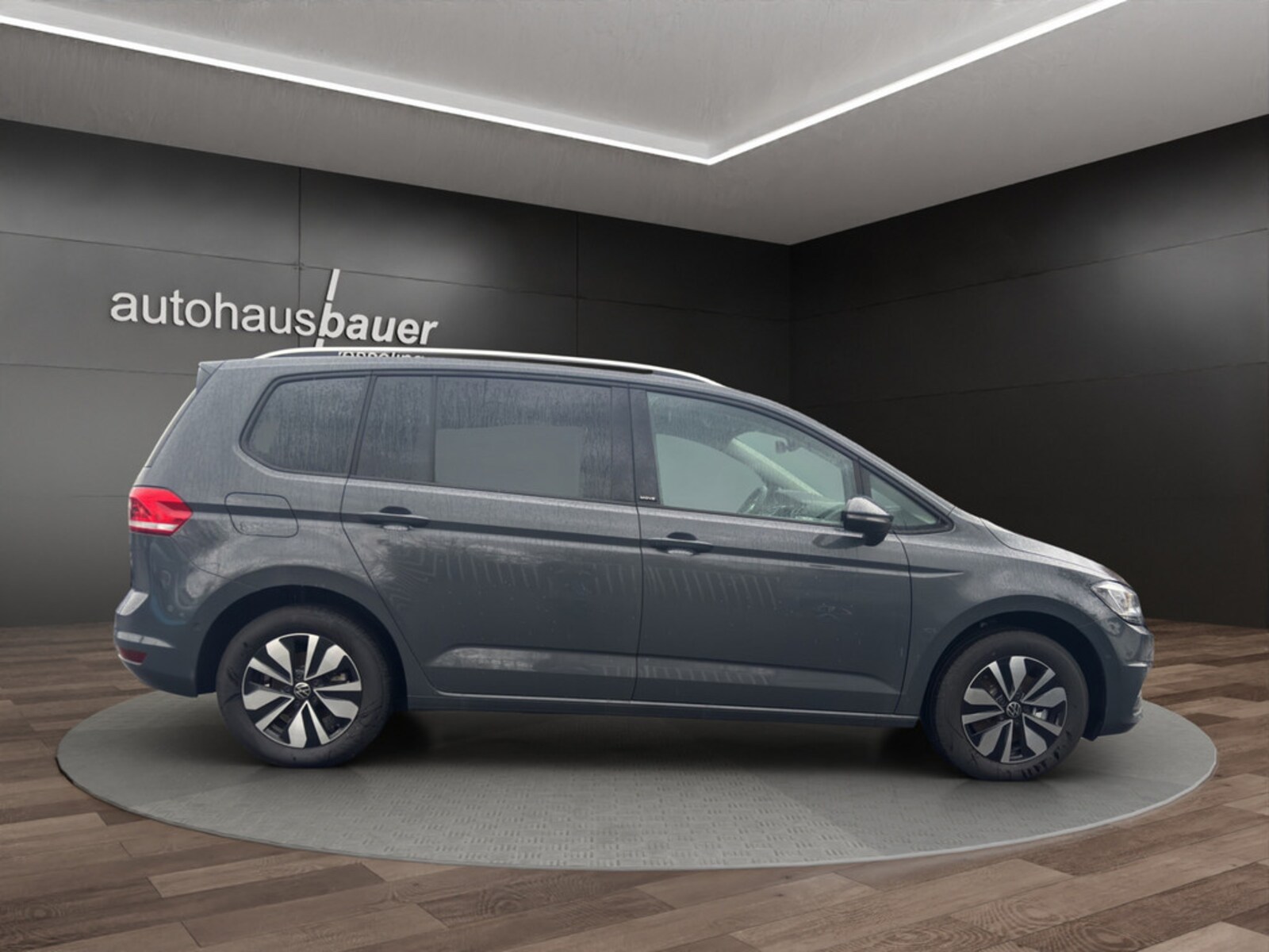 Volkswagen Touran – Bild 8