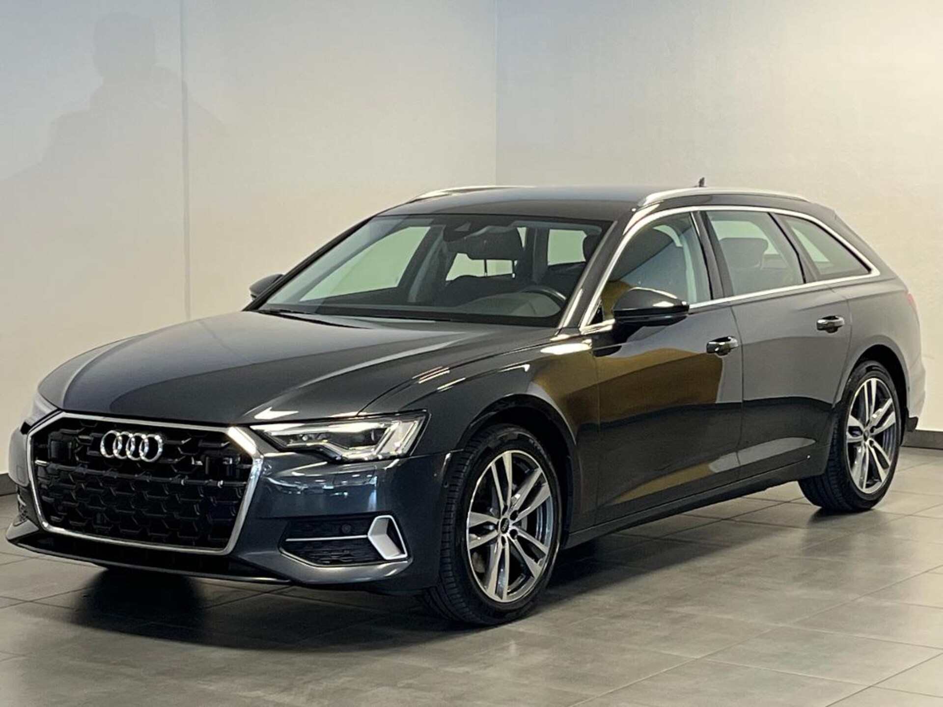 Audi A6 Avant Advance
