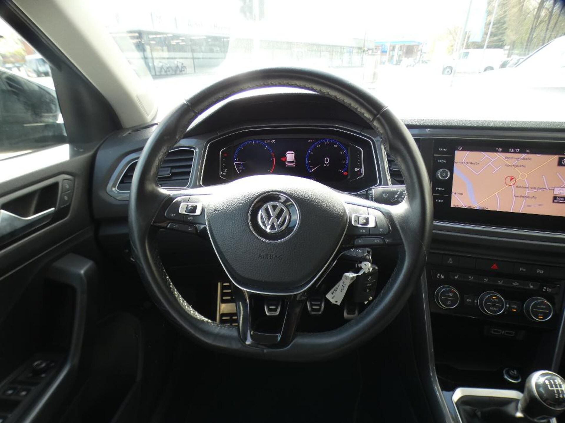 Volkswagen T-Roc IQ.DRIVE