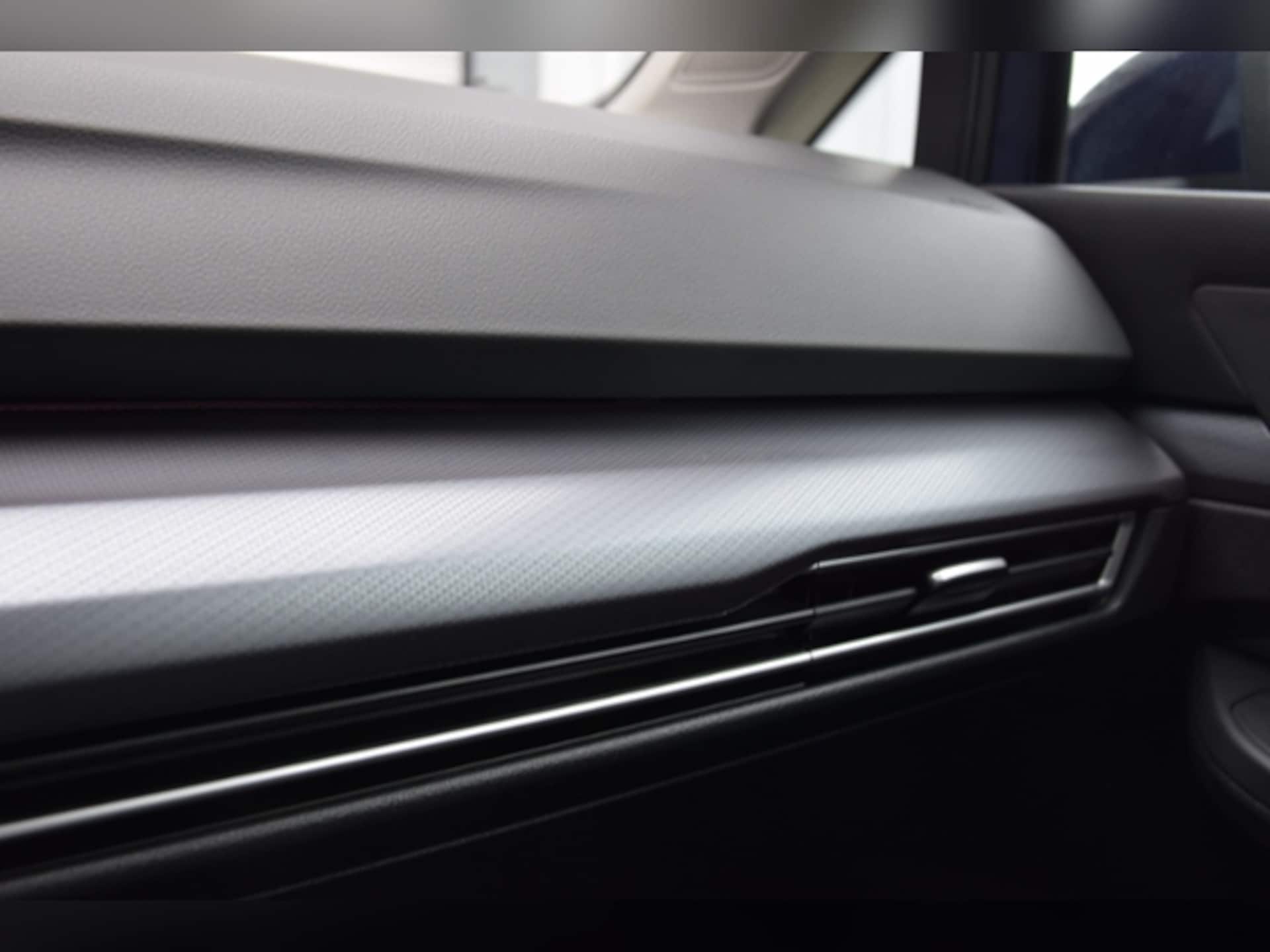 Volkswagen Golf Active