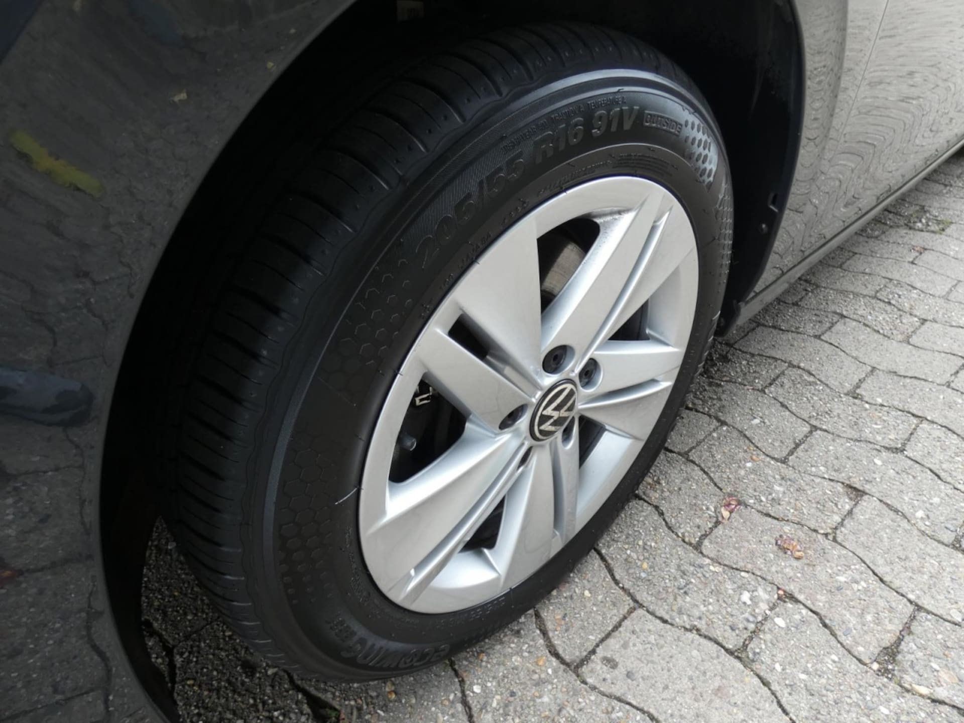 Volkswagen Golf Variant Life
