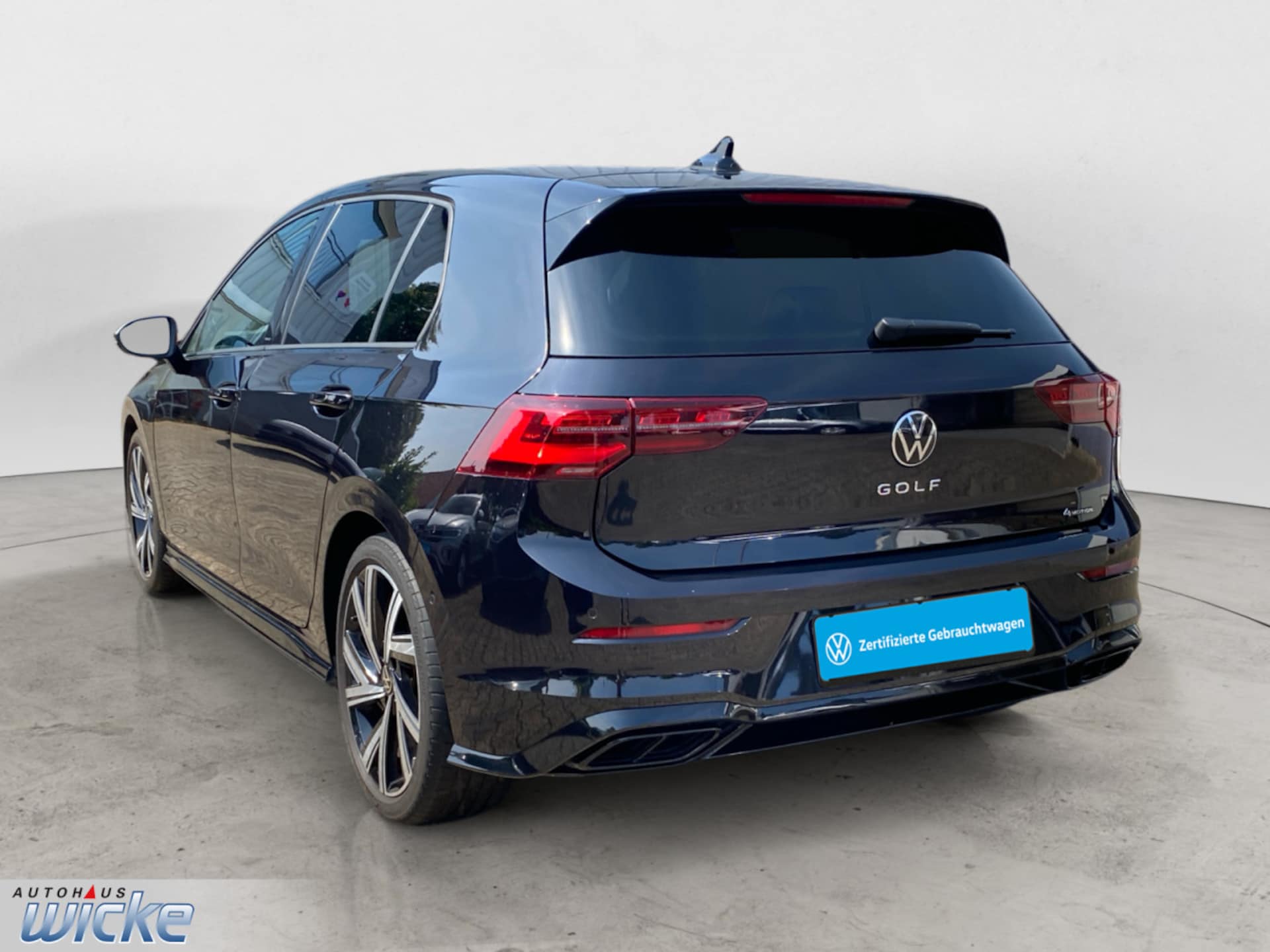 Volkswagen Golf R-Line