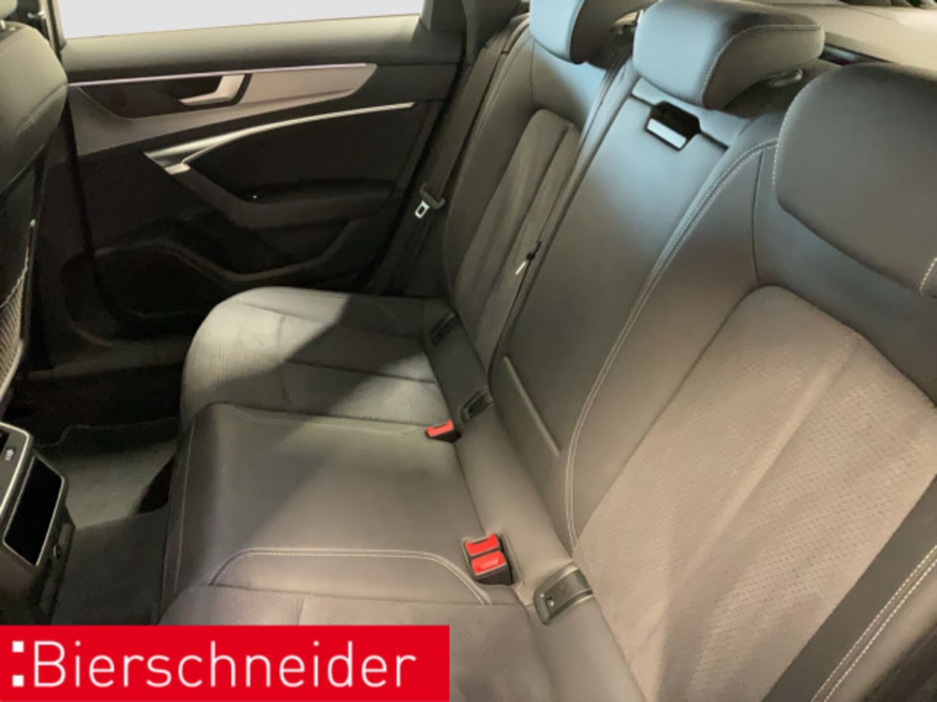 Audi S6 Avant