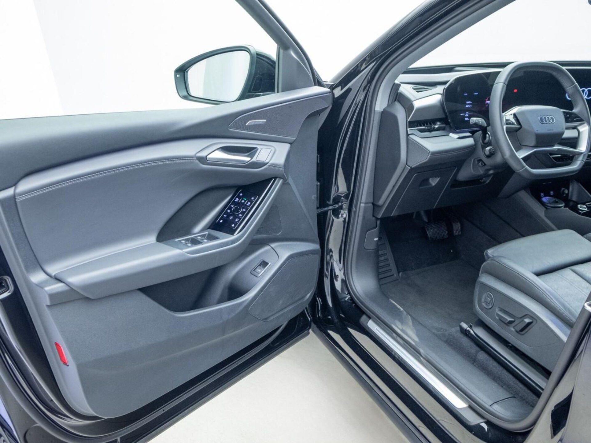 Audi Q6 SUV e-tron