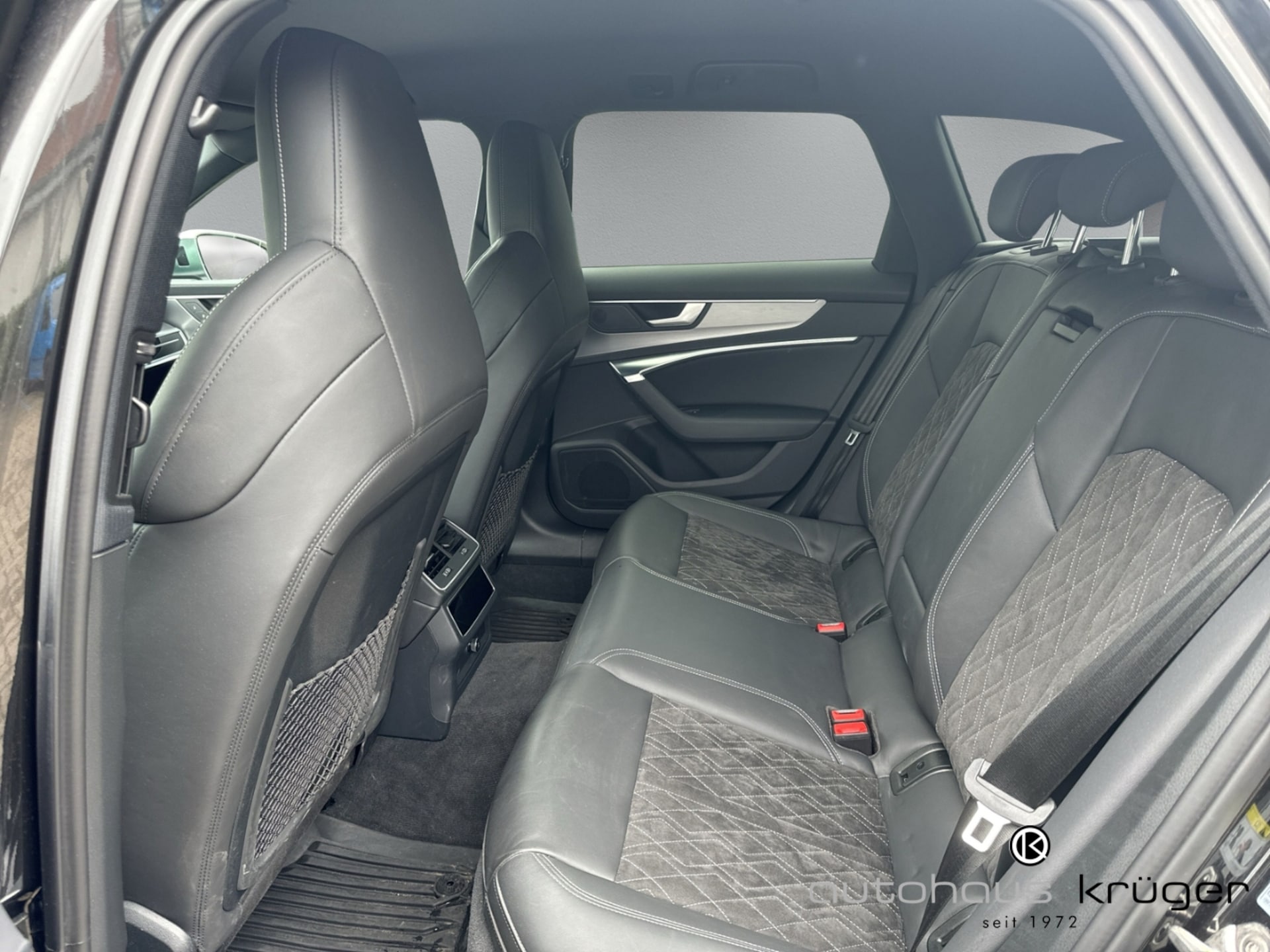Audi S6 Avant