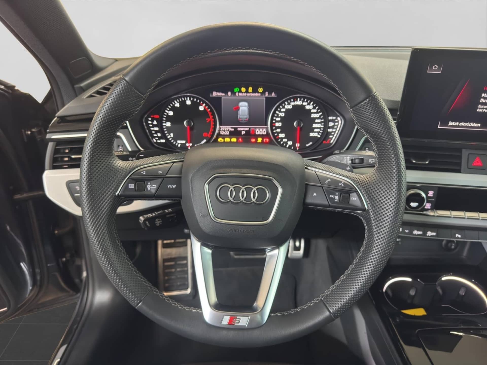 Audi A4 Avant S line