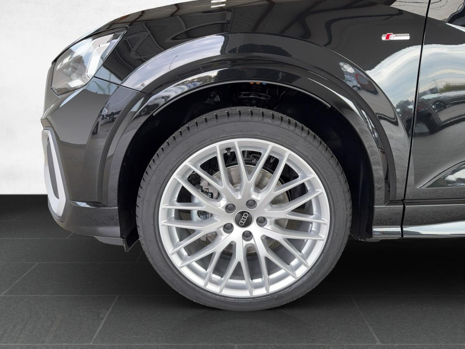 Audi Q2 S line