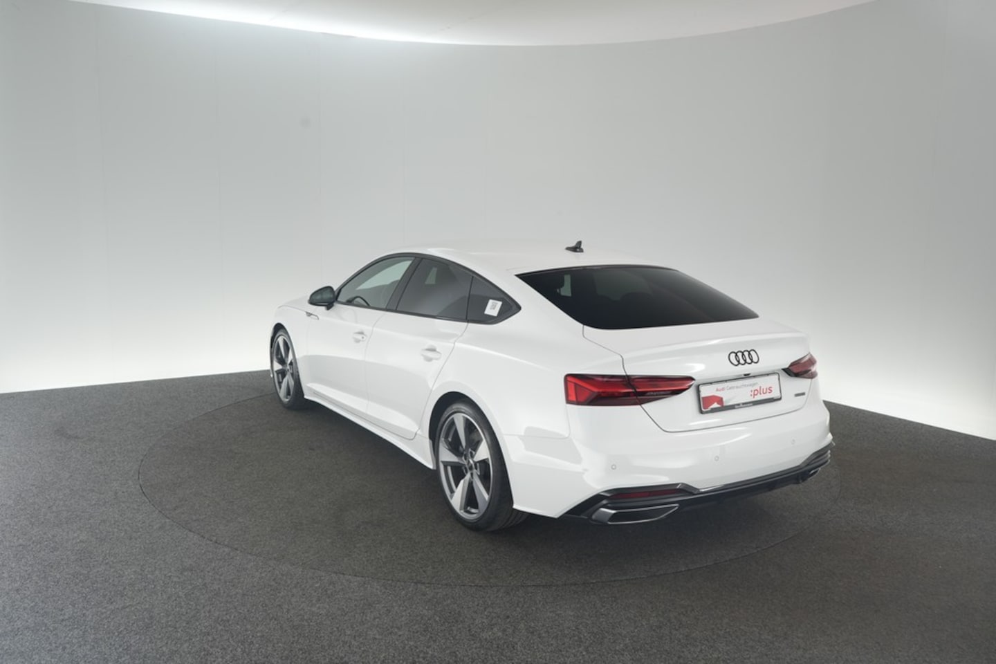 Bild über Audi A5 Sportback S line business 45 TFSI quattro S tronic - für weitere Informationen kontaktieren Sie den Audi Partner