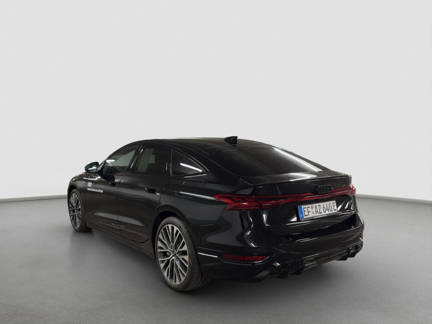 Bild über Audi A6 Sportback e-tron S line business e-tron performance 270 kW - für weitere Informationen kontaktieren Sie den Audi Partner